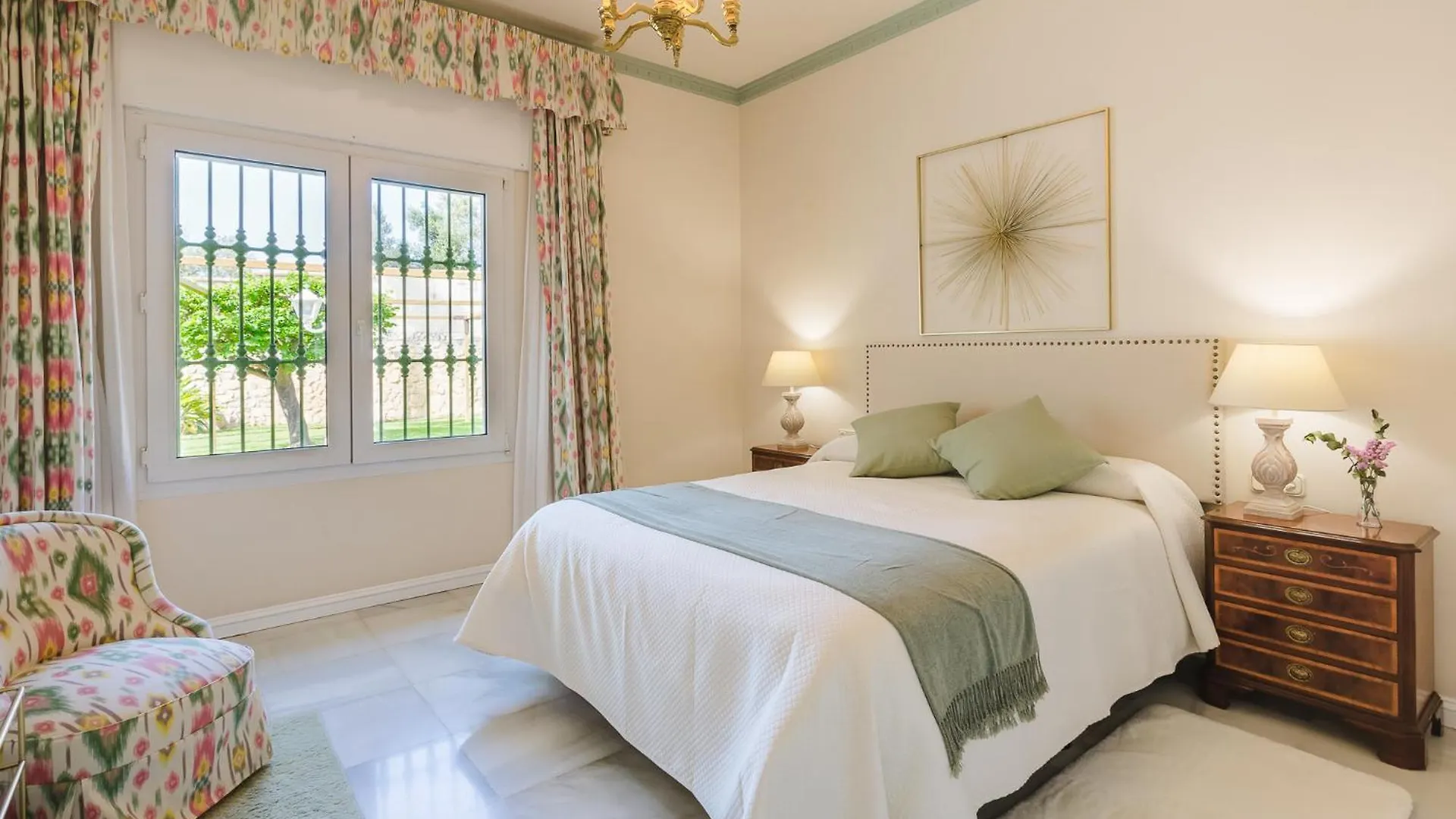 Villa Galemar Pool & Gardens 托雷莫利诺斯