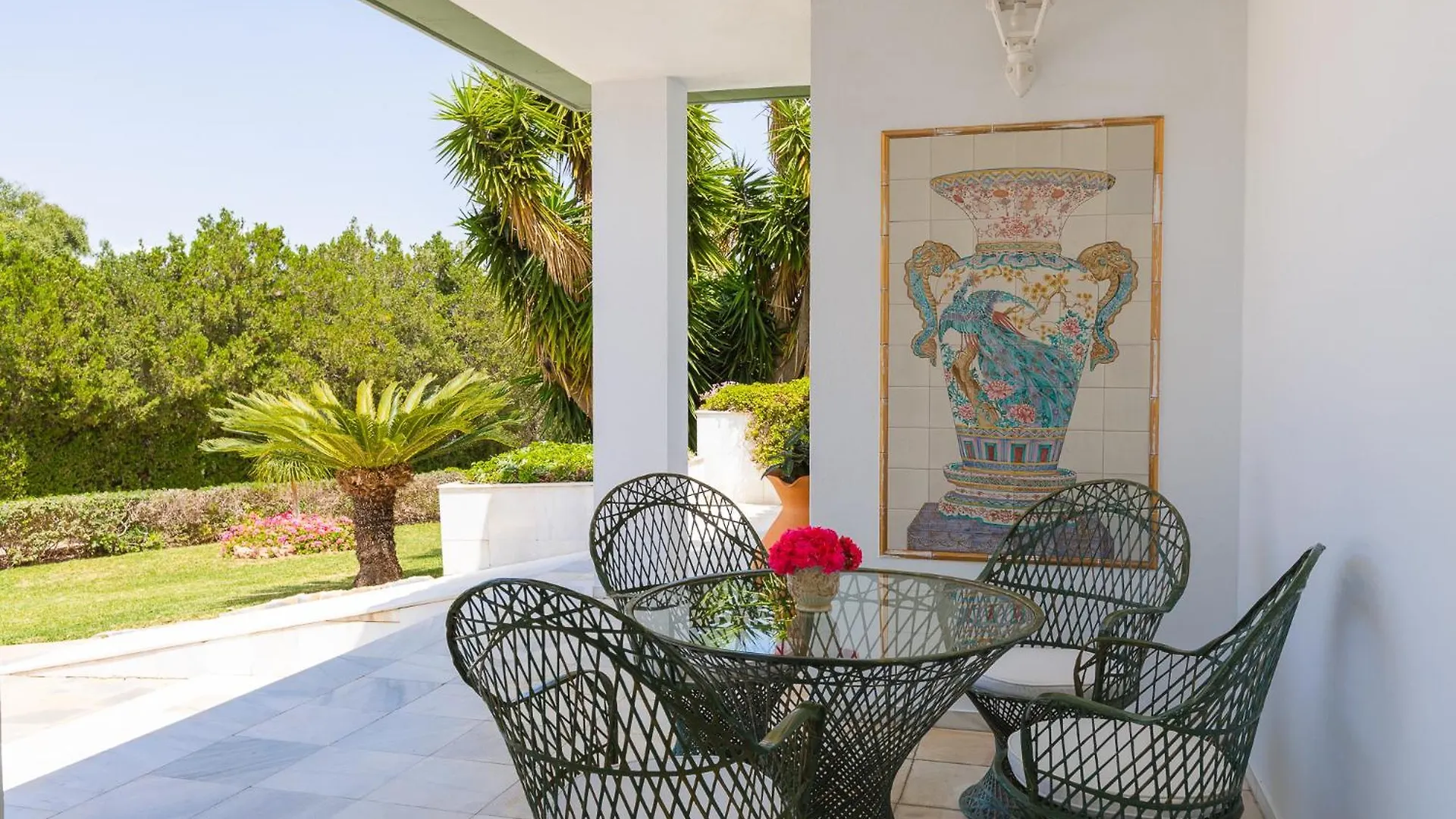 Villa Galemar Pool & Gardens 托雷莫利诺斯