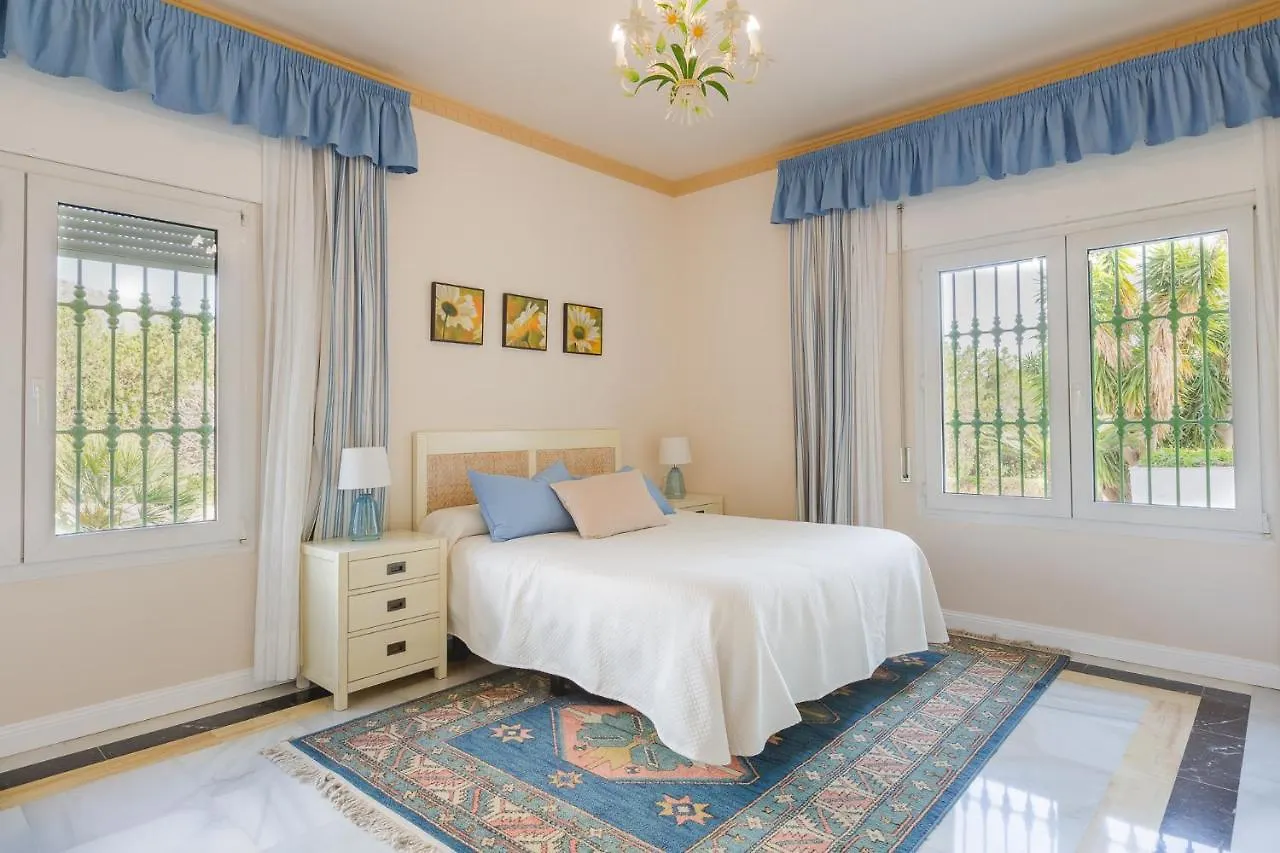 טורמולינוס Villa Galemar Pool & Gardens 0*,