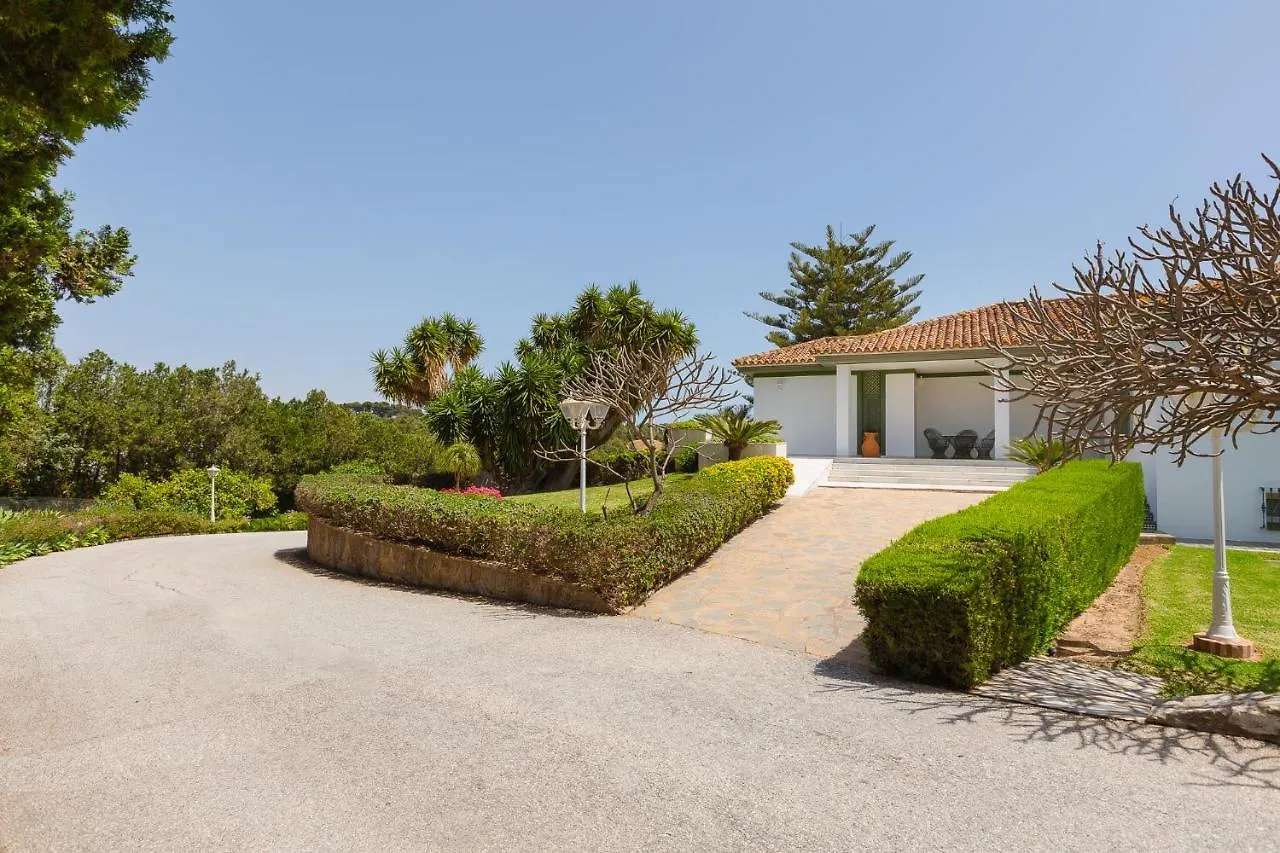 טורמולינוס Villa Galemar Pool & Gardens