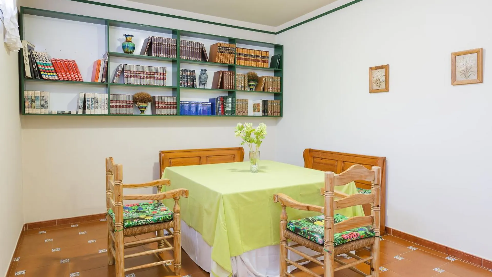 טורמולינוס Villa Galemar Pool & Gardens ספרד